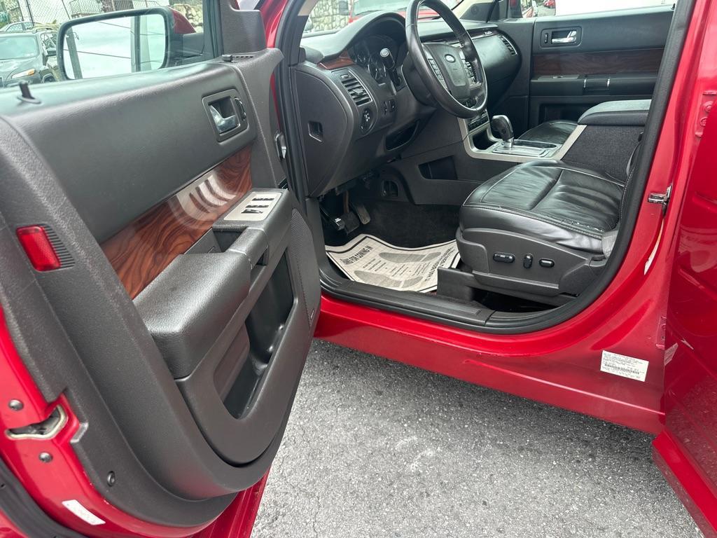 used 2009 Ford Flex car, priced at $7,300