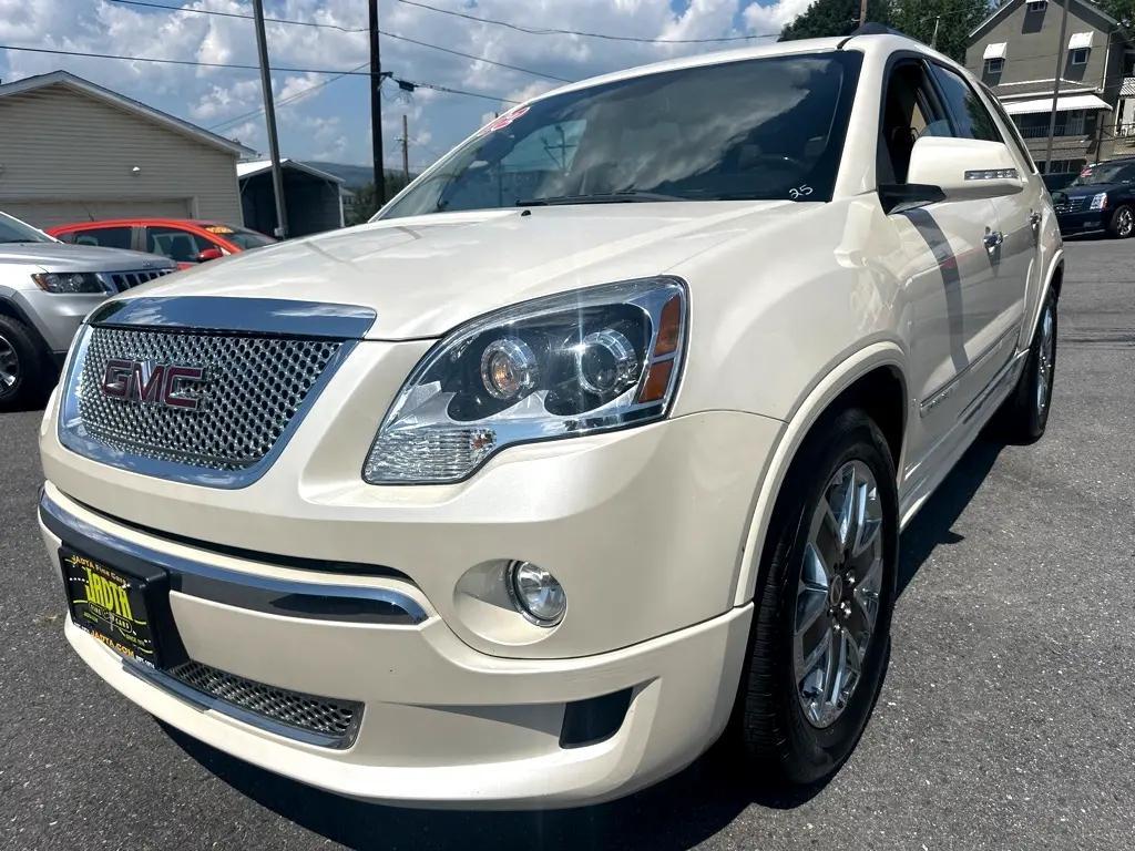 used 2012 GMC Acadia car, priced at $13,900