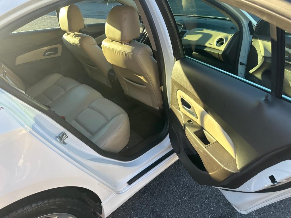 used 2013 Chevrolet Cruze car, priced at $10,400