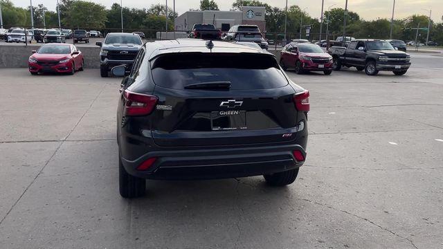 new 2026 Chevrolet Trax car, priced at $22,890