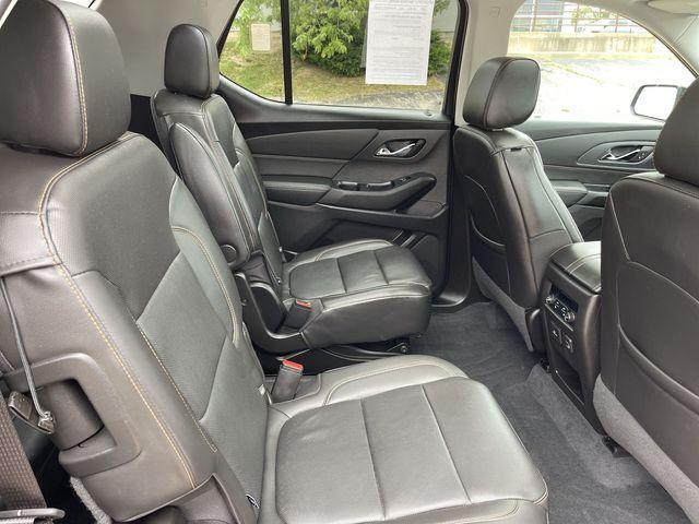 used 2021 Chevrolet Traverse car