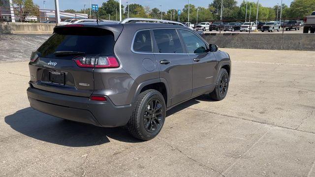 used 2020 Jeep Cherokee car, priced at $12,695