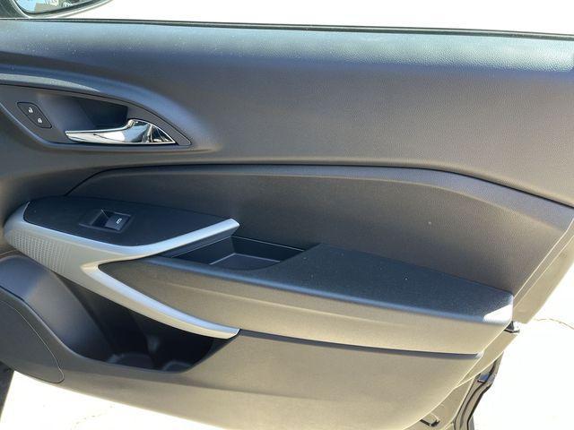 new 2026 Chevrolet Trax car, priced at $22,890