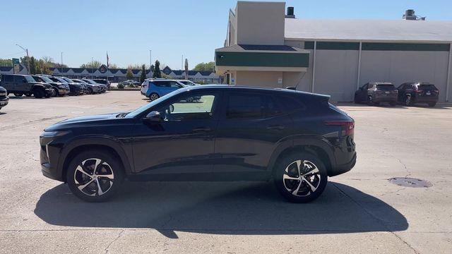 new 2026 Chevrolet Trax car, priced at $22,890