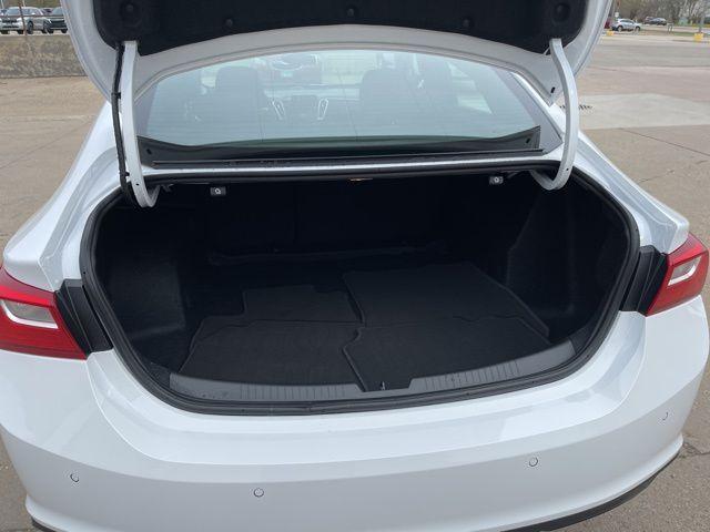 new 2024 Chevrolet Malibu car, priced at $24,695