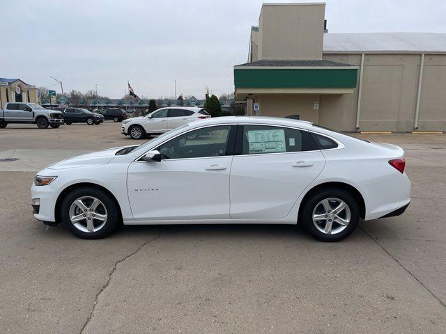 new 2024 Chevrolet Malibu car, priced at $24,695