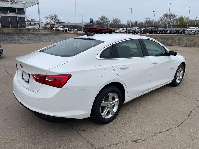 new 2024 Chevrolet Malibu car, priced at $24,695