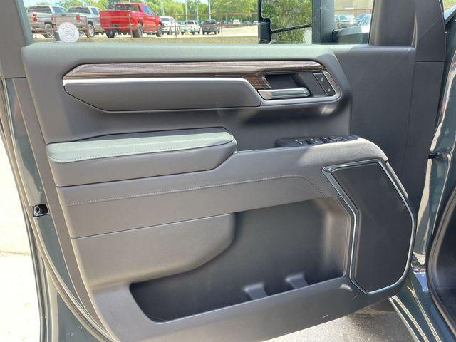 new 2025 Chevrolet Silverado 2500 car, priced at $67,670