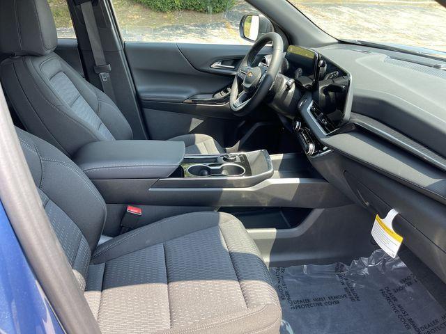 new 2026 Chevrolet Equinox car, priced at $27,995