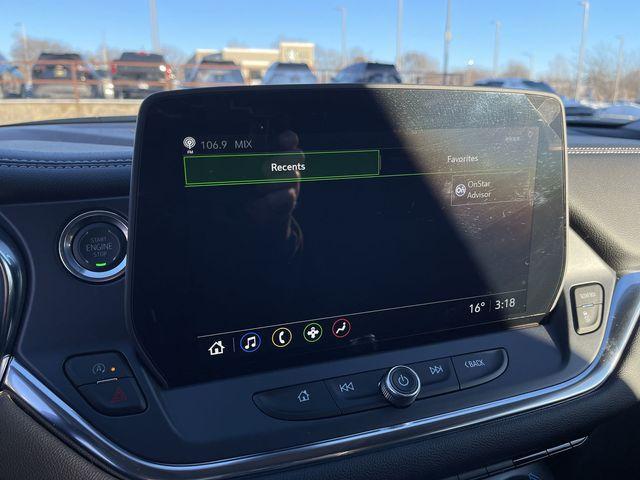 new 2025 Chevrolet Blazer car, priced at $34,893