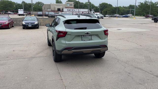 new 2025 Chevrolet Trax car, priced at $27,585