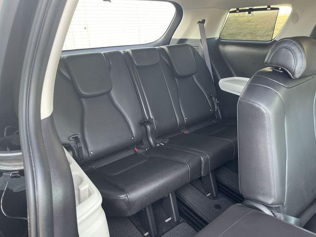 used 2024 Kia Carnival car, priced at $32,395