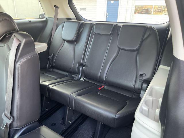 used 2024 Kia Carnival car, priced at $32,395