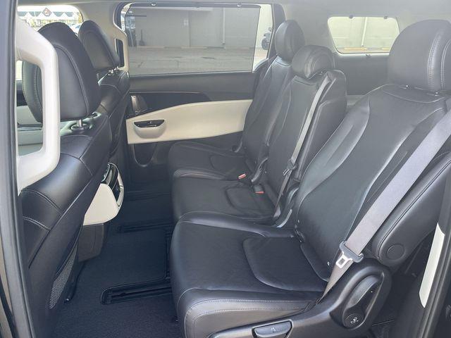 used 2024 Kia Carnival car, priced at $32,395