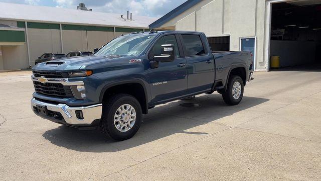 new 2025 Chevrolet Silverado 2500 car, priced at $58,240