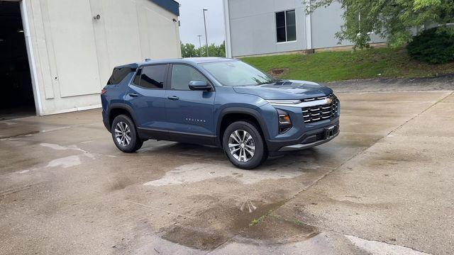 new 2026 Chevrolet Equinox car, priced at $32,990