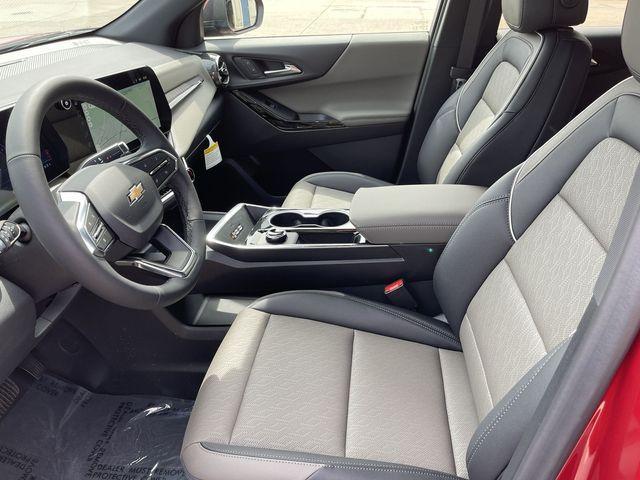 new 2026 Chevrolet Equinox car, priced at $33,985