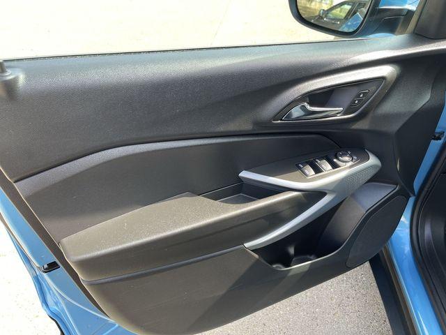 used 2025 Chevrolet Trax car, priced at $21,257