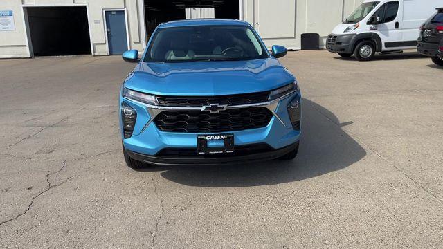 used 2025 Chevrolet Trax car, priced at $21,257