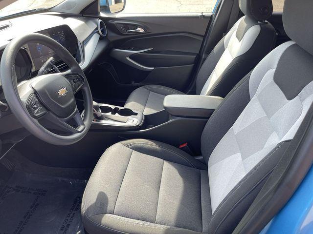 used 2025 Chevrolet Trax car, priced at $21,257