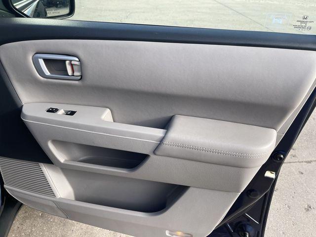 used 2012 Honda Pilot car, priced at $9,318