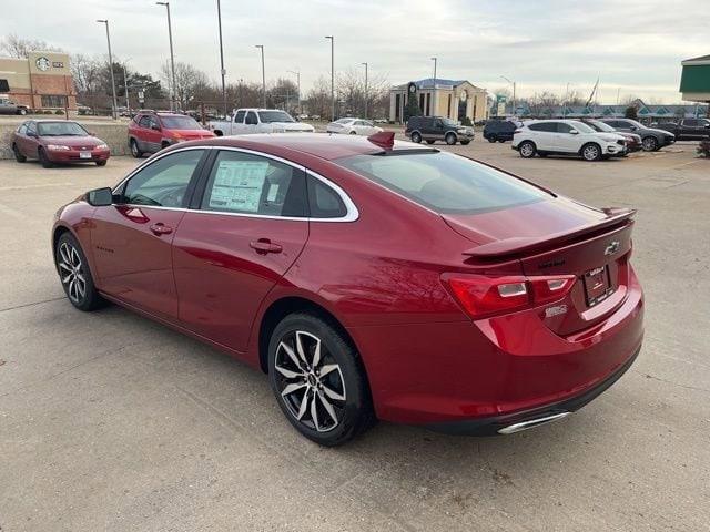 new 2025 Chevrolet Malibu car, priced at $28,240