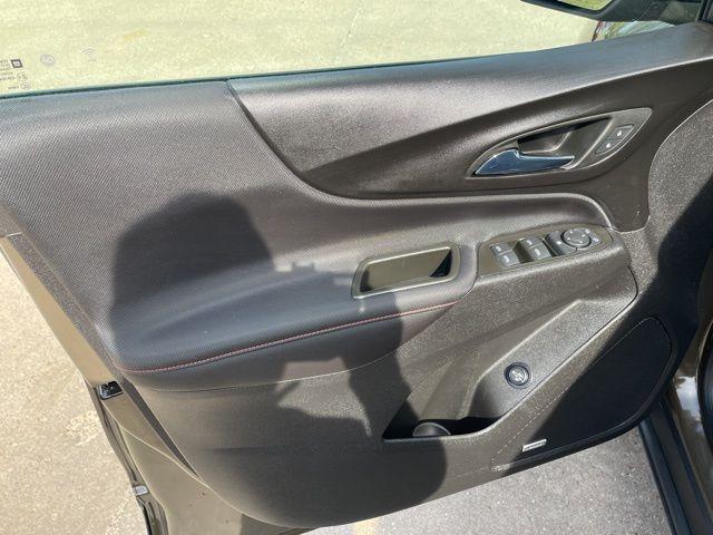 used 2024 Chevrolet Equinox car, priced at $31,188