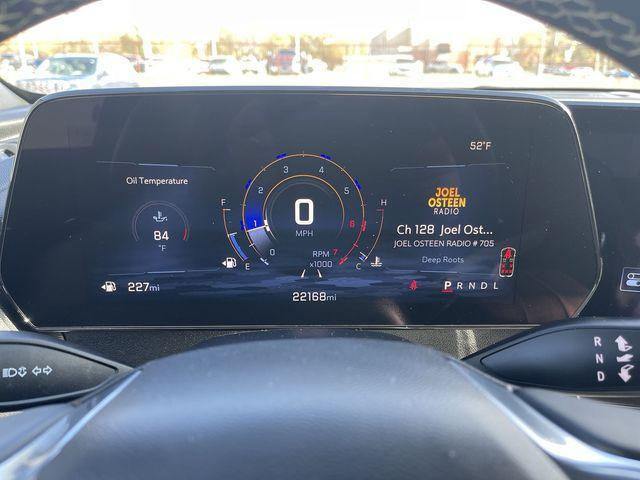 used 2025 Chevrolet Traverse car, priced at $35,095