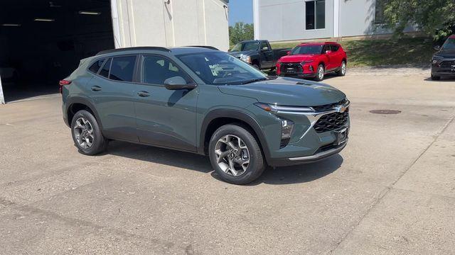 new 2025 Chevrolet Trax car, priced at $23,485