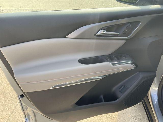 new 2026 Chevrolet Traverse car, priced at $41,345