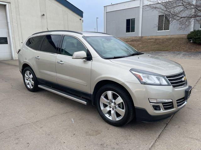 used 2015 Chevrolet Traverse car, priced at $12,800