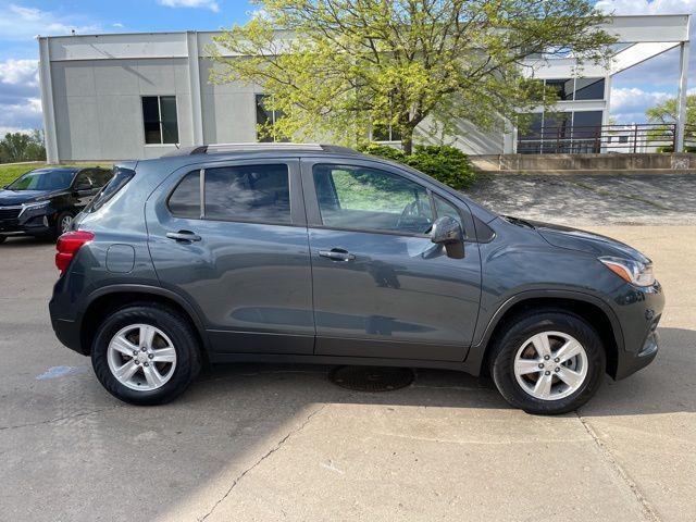 used 2022 Chevrolet Trax car, priced at $19,018