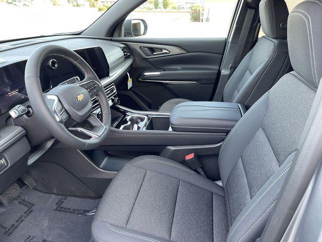 new 2026 Chevrolet Traverse car, priced at $42,990