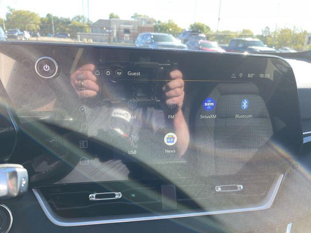 new 2026 Chevrolet Equinox car, priced at $32,140