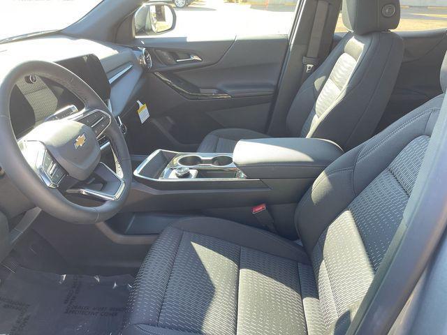 new 2026 Chevrolet Equinox car, priced at $32,140