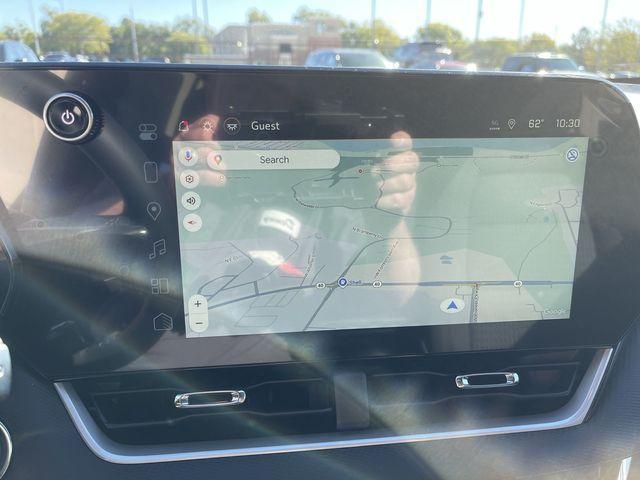 new 2026 Chevrolet Equinox car, priced at $32,140