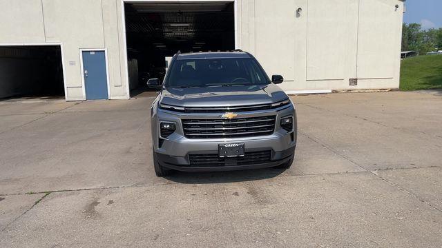 new 2025 Chevrolet Traverse car, priced at $41,250