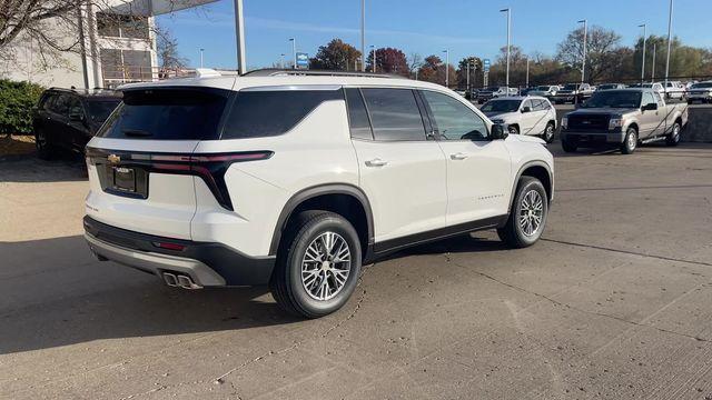 new 2026 Chevrolet Traverse car, priced at $43,639