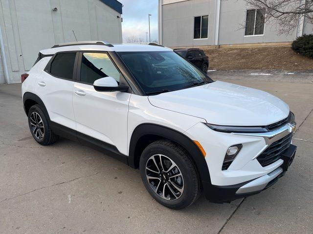 new 2025 Chevrolet TrailBlazer car, priced at $26,990