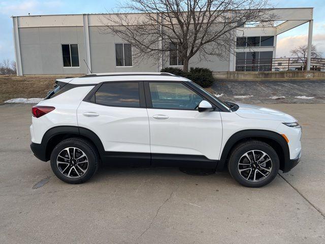 new 2025 Chevrolet TrailBlazer car, priced at $26,990