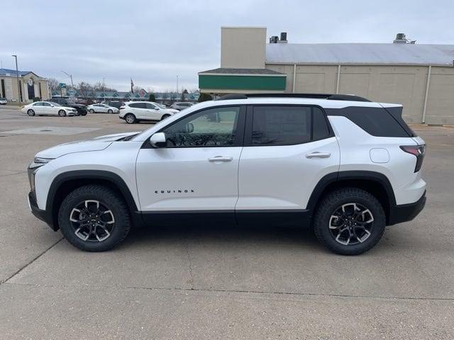 new 2025 Chevrolet Equinox car