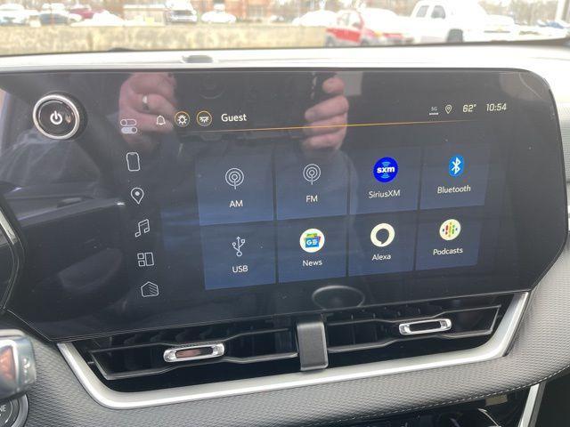 new 2025 Chevrolet Equinox car, priced at $27,295