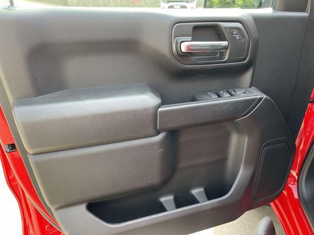 new 2025 Chevrolet Silverado 1500 car, priced at $45,990