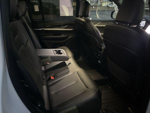 used 2025 Jeep Grand Cherokee car, priced at $40,905