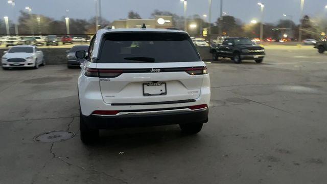 used 2025 Jeep Grand Cherokee car, priced at $40,905