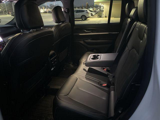 used 2025 Jeep Grand Cherokee car, priced at $40,905