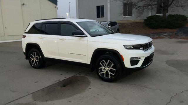 used 2025 Jeep Grand Cherokee car, priced at $40,905