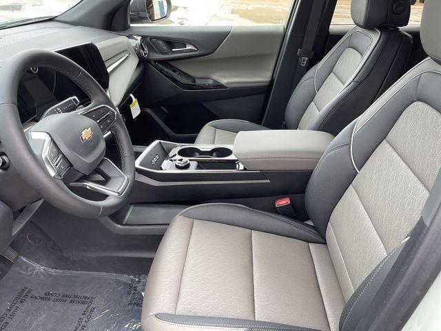 new 2026 Chevrolet Equinox car, priced at $30,540