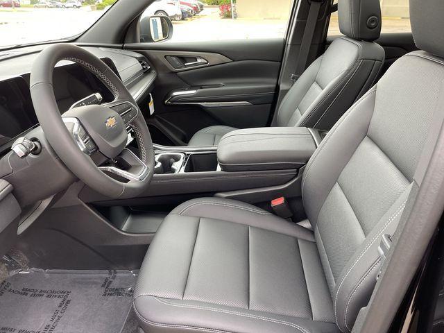 new 2025 Chevrolet Traverse car, priced at $46,490