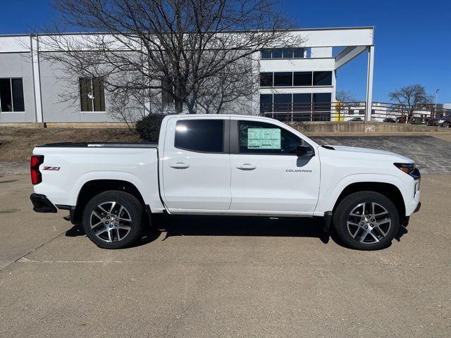 new 2024 Chevrolet Colorado car, priced at $41,990